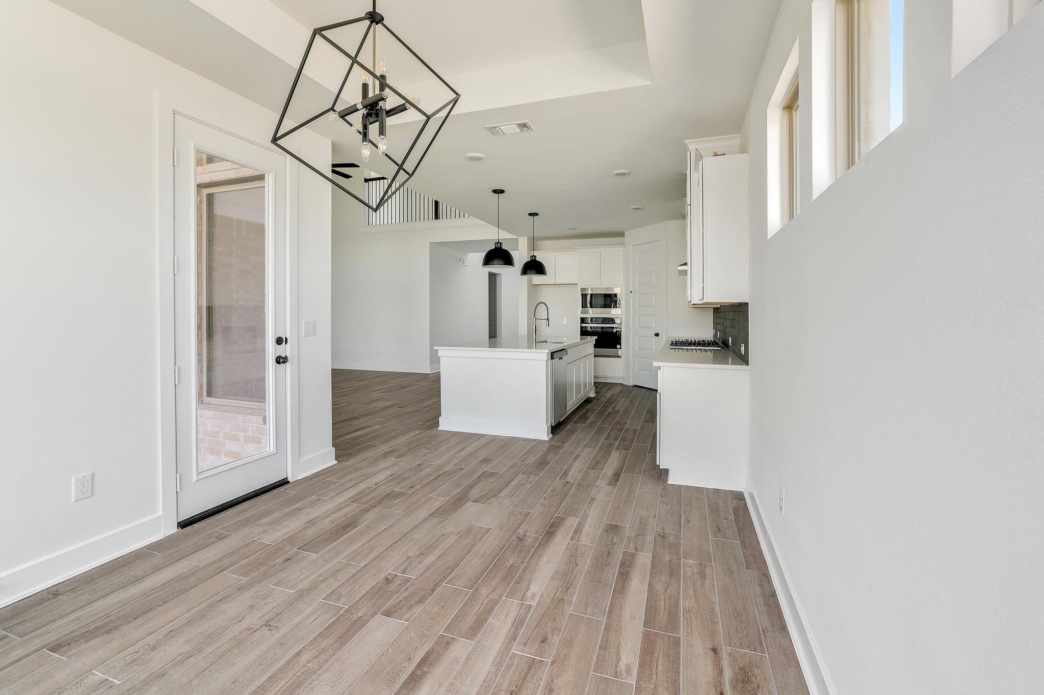8004 Royal Mint Cv, Lago Vista, TX 78645