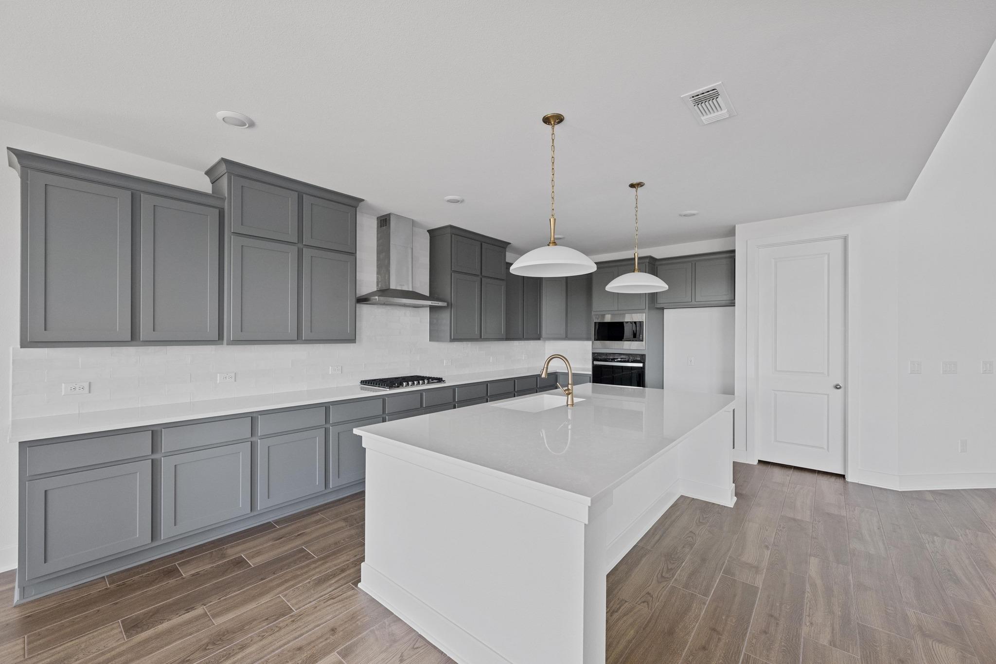 7416 Desert Needle Dr, Lago Vista, TX 78645