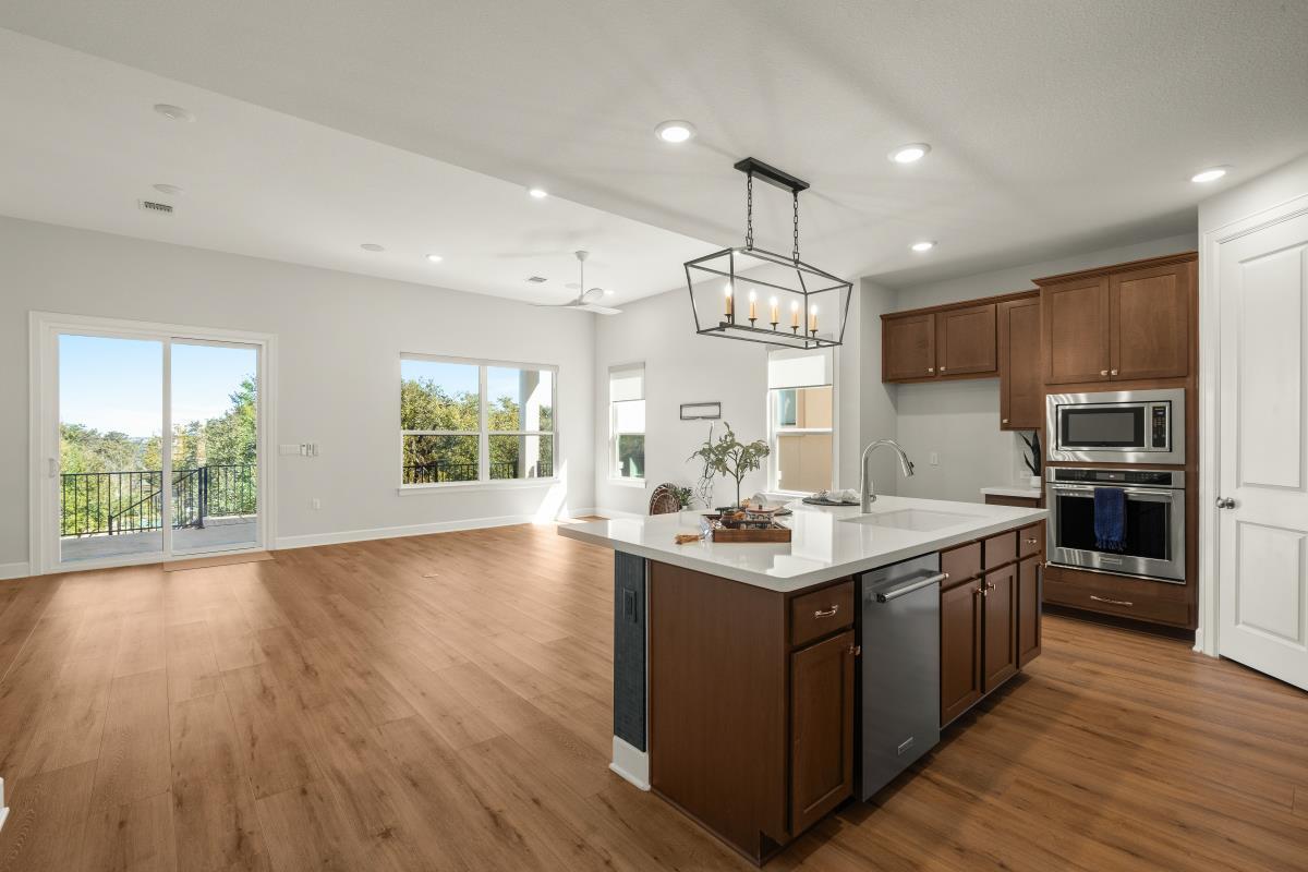 7237 Jument Dr, Austin, TX 78738