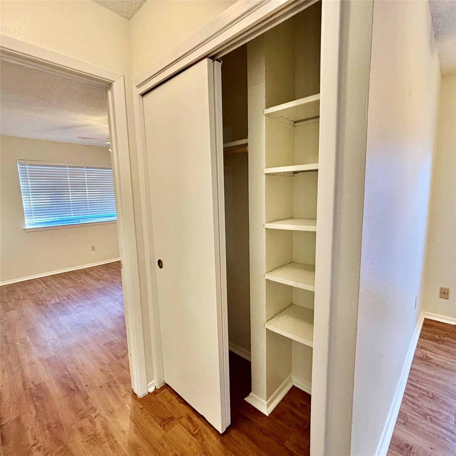 405 Burlwood Ct, Round Rock, TX 78664