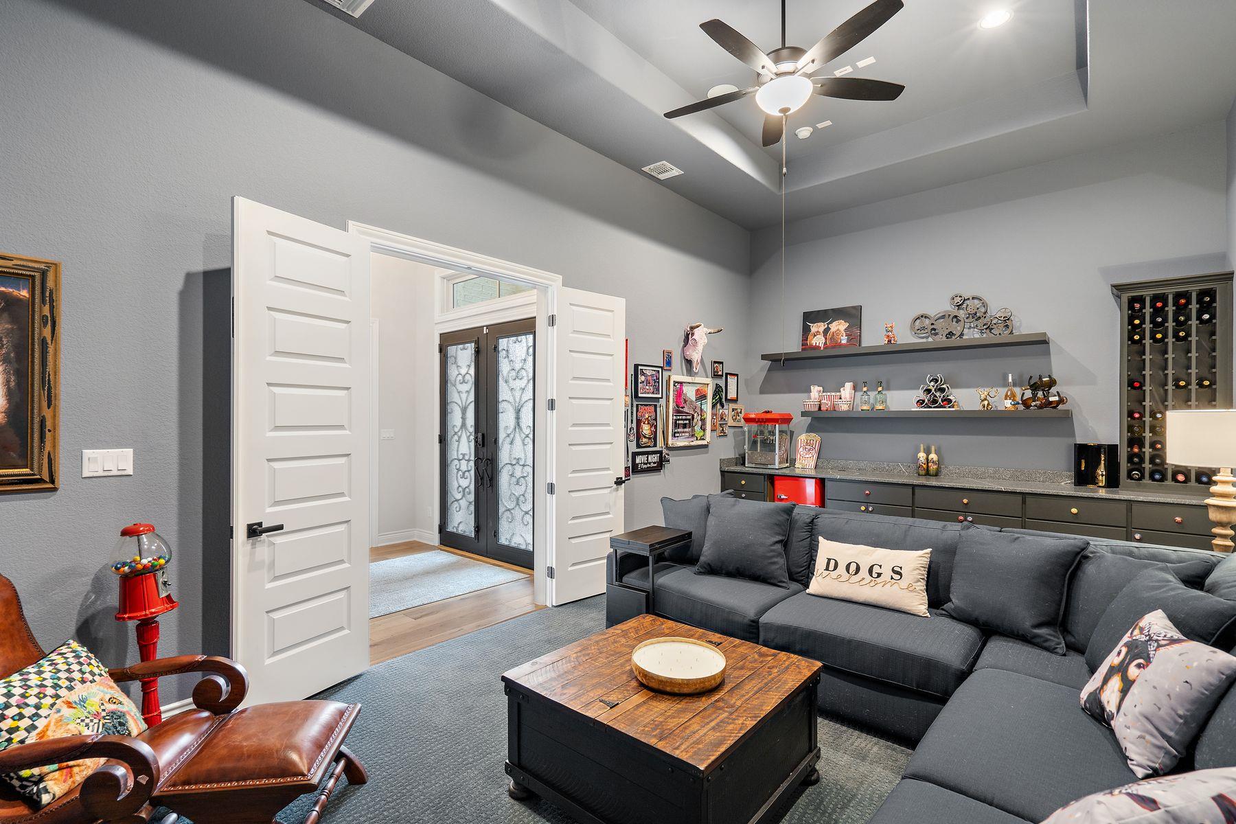 1000 Flint Ridge Trl, Georgetown, TX 78628