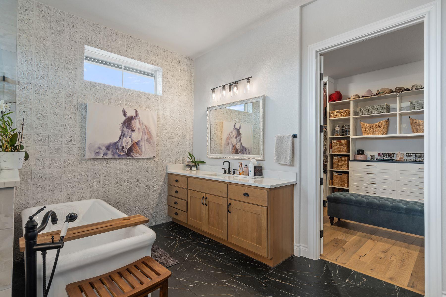 1000 Flint Ridge Trl, Georgetown, TX 78628