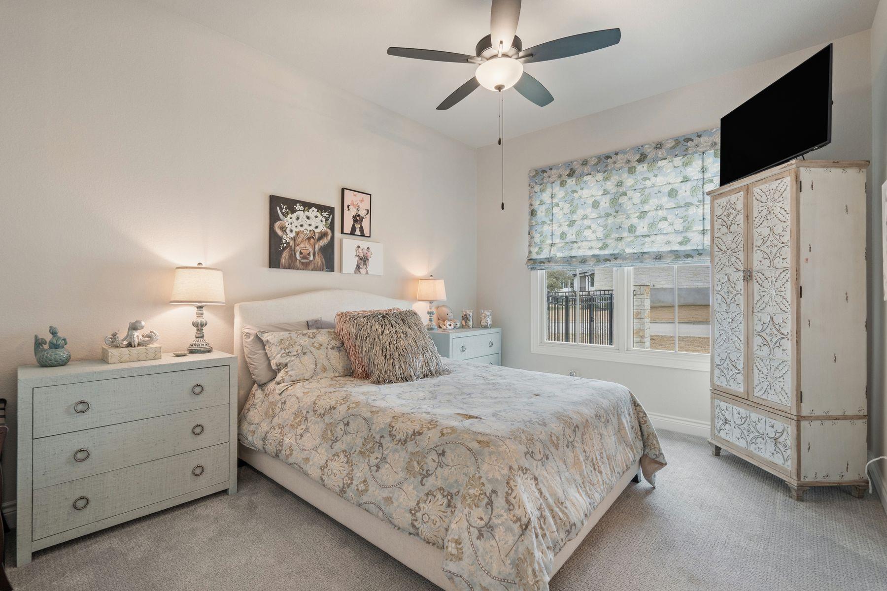 1000 Flint Ridge Trl, Georgetown, TX 78628