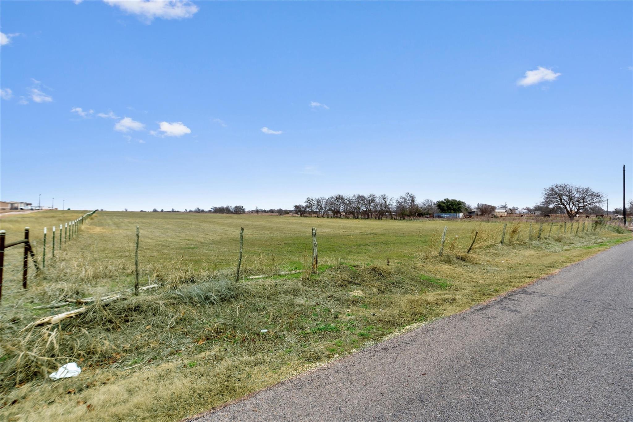365 County Road 153, Georgetown, TX 78626