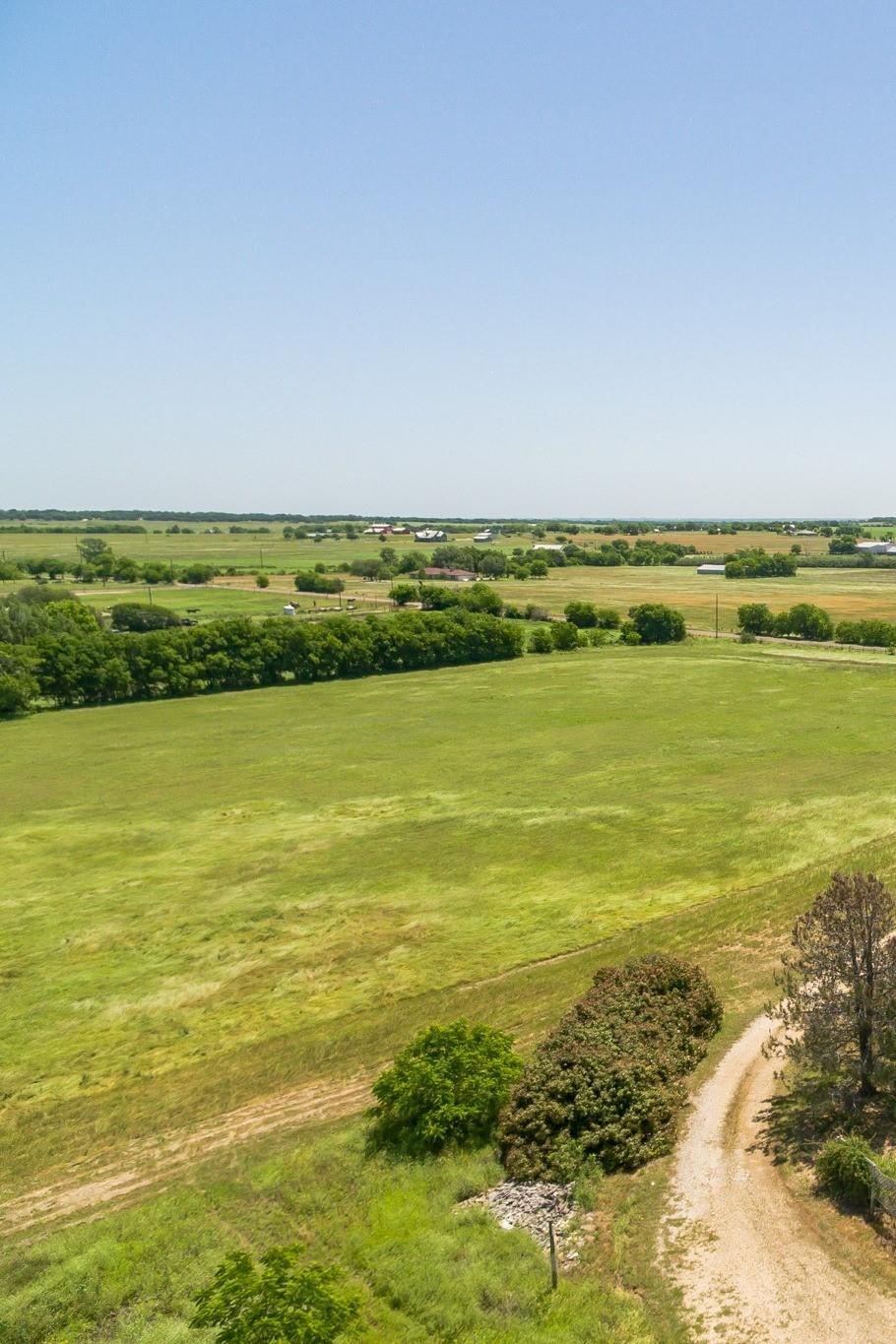 365 County Road 153, Georgetown, TX 78626