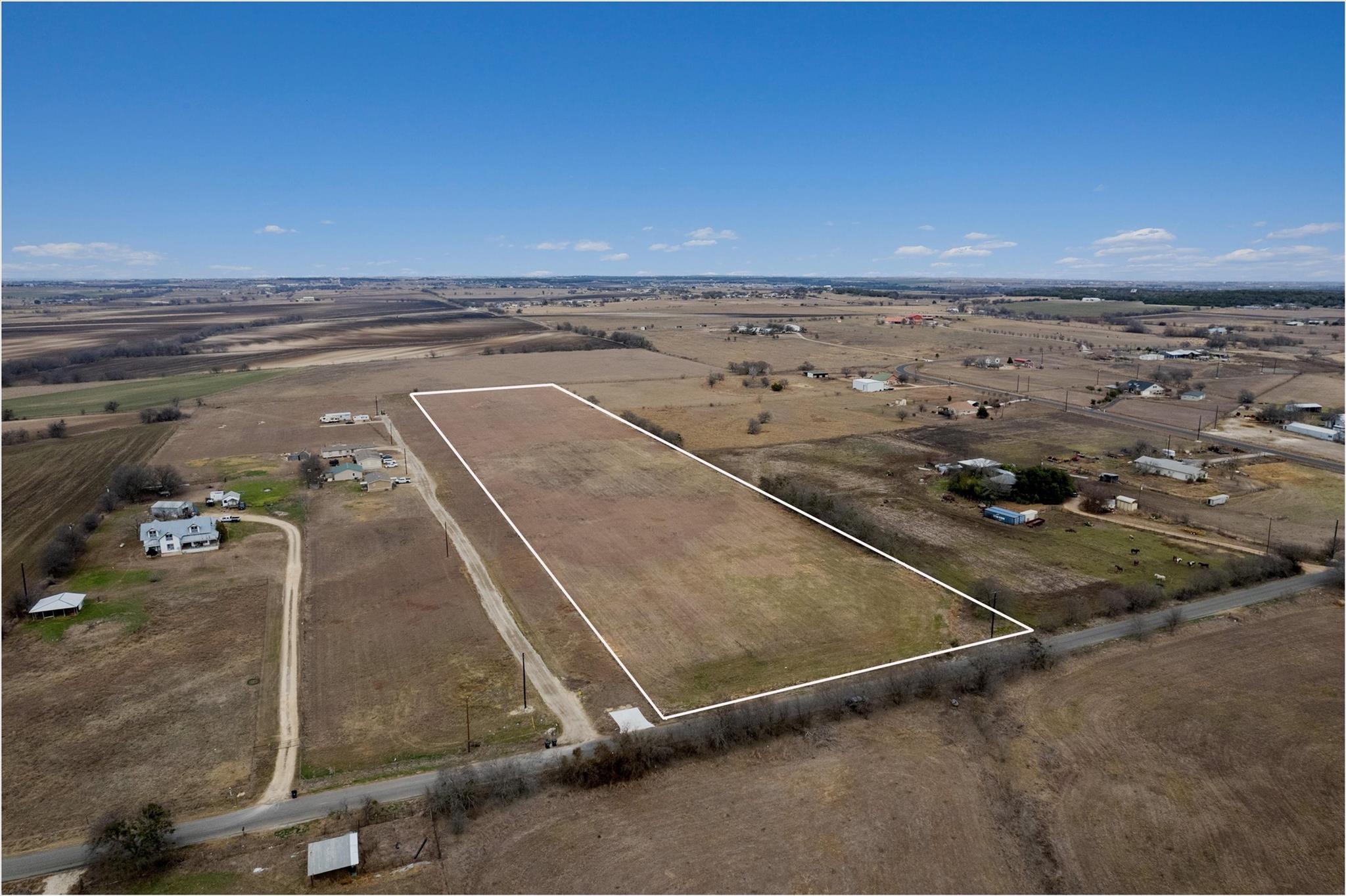 365 County Road 153, Georgetown, TX 78626