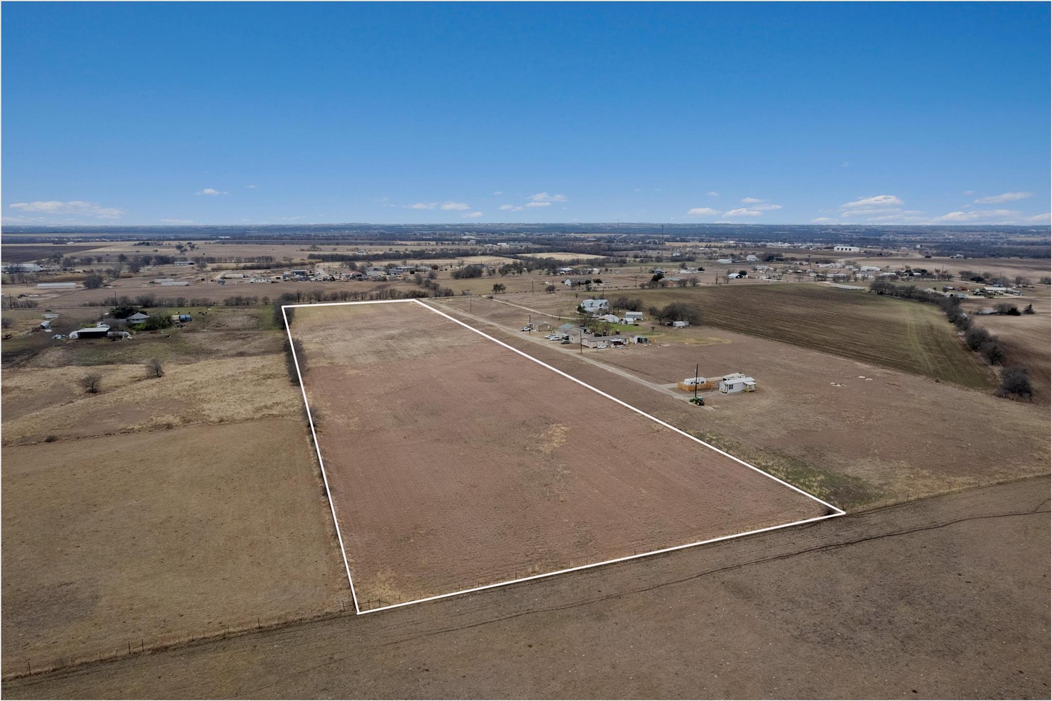 365 County Road 153, Georgetown, TX 78626