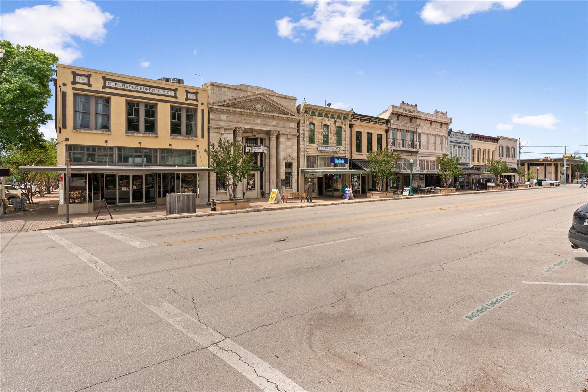 365 County Road 153, Georgetown, TX 78626