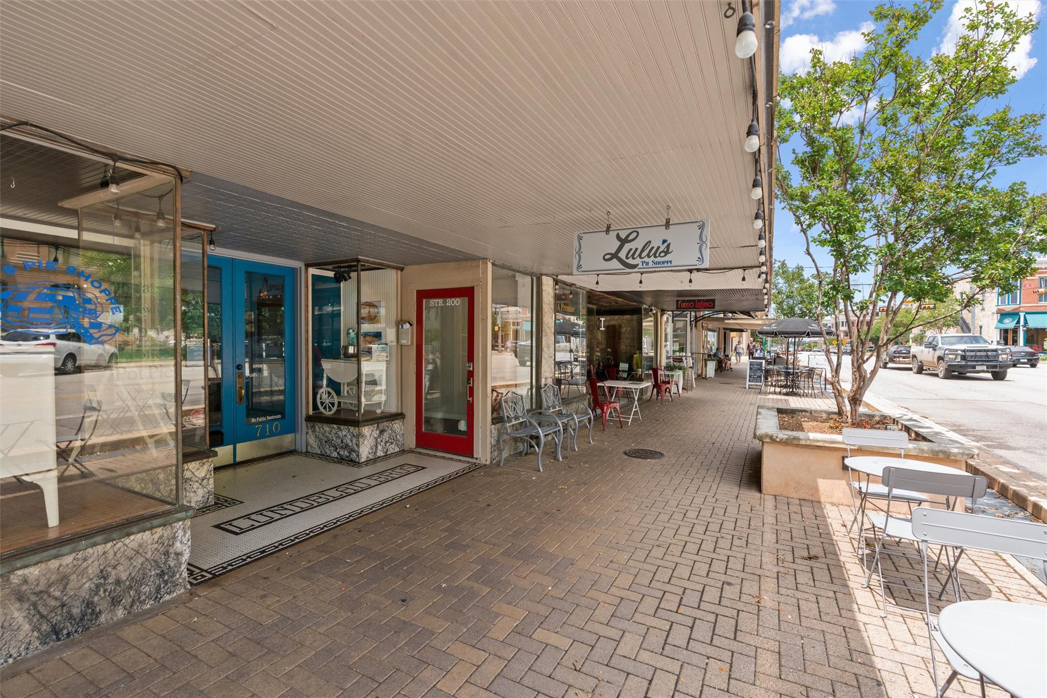 365 County Road 153, Georgetown, TX 78626