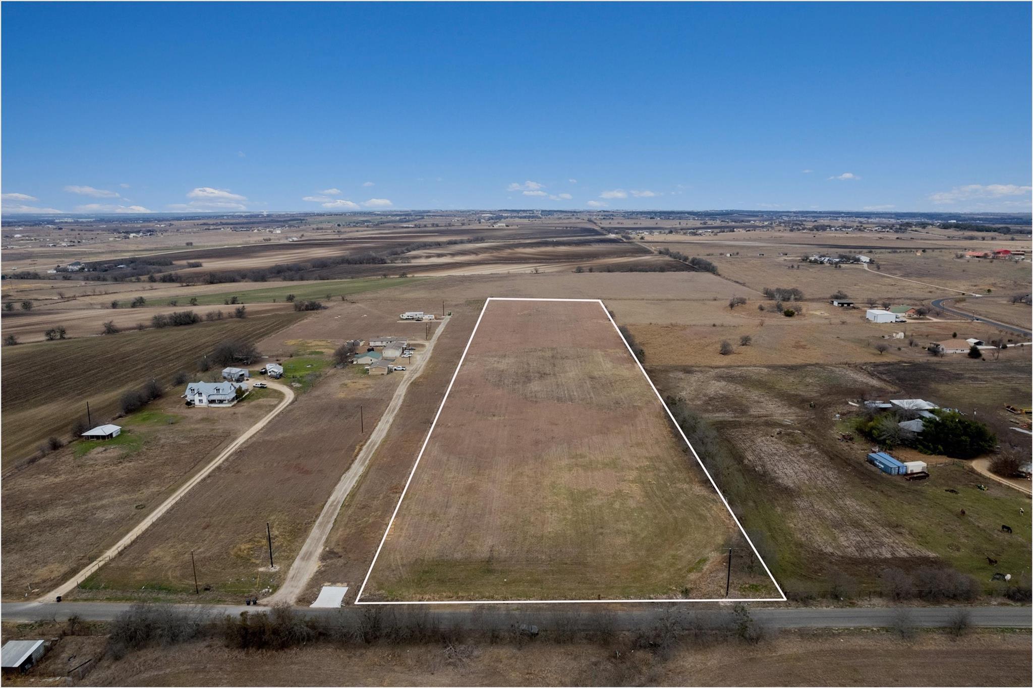 365 County Road 153, Georgetown, TX 78626