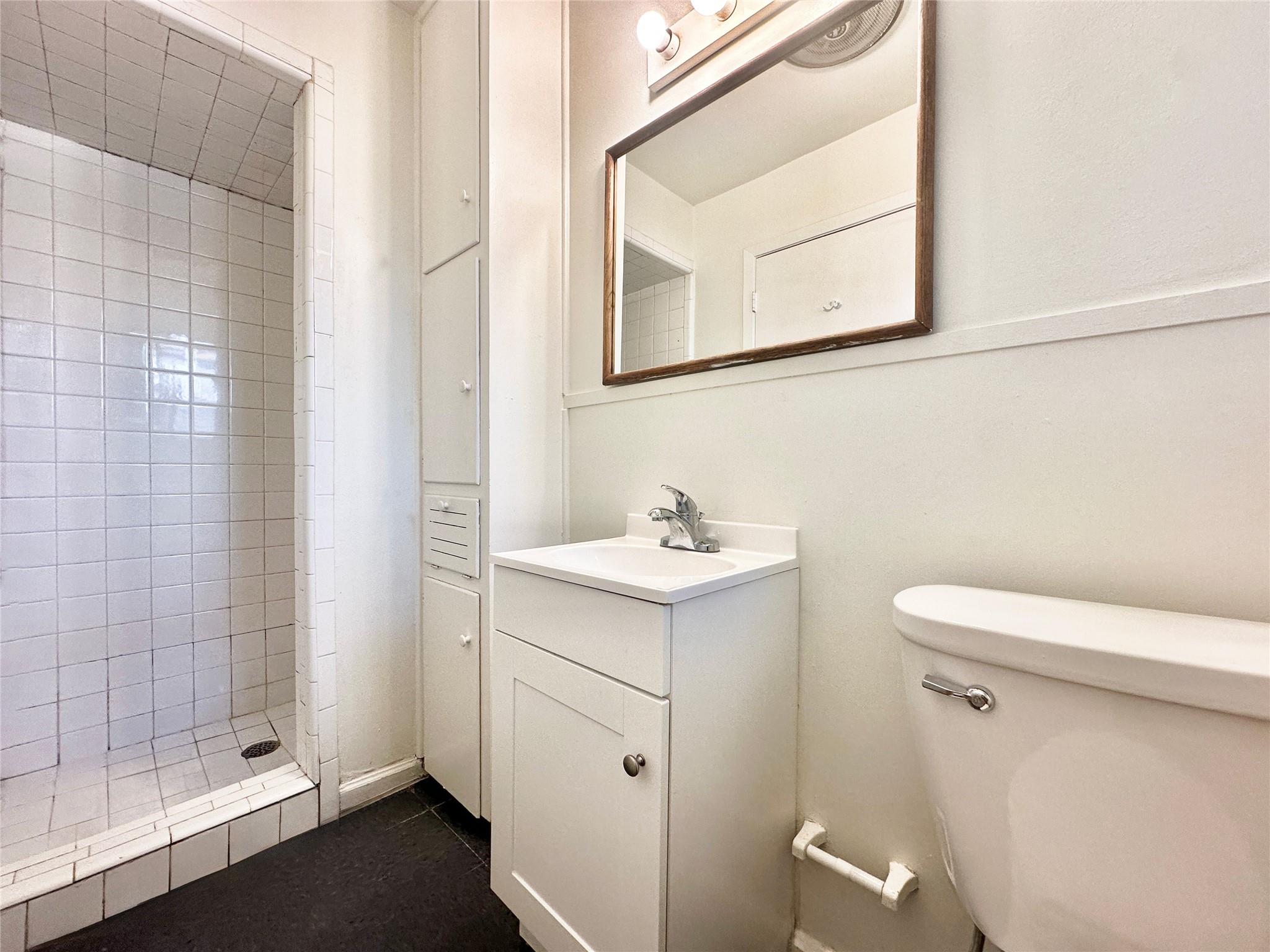 2721 Hemphill Park # D, Austin, TX 78705