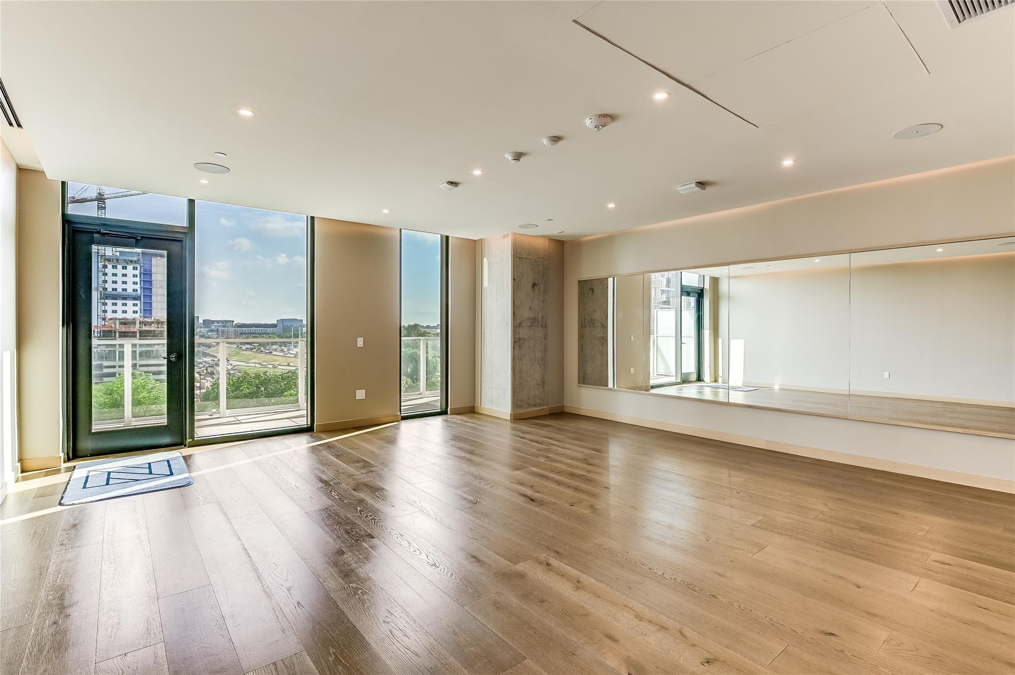 48 East Ave # 1701, Austin, TX 78701