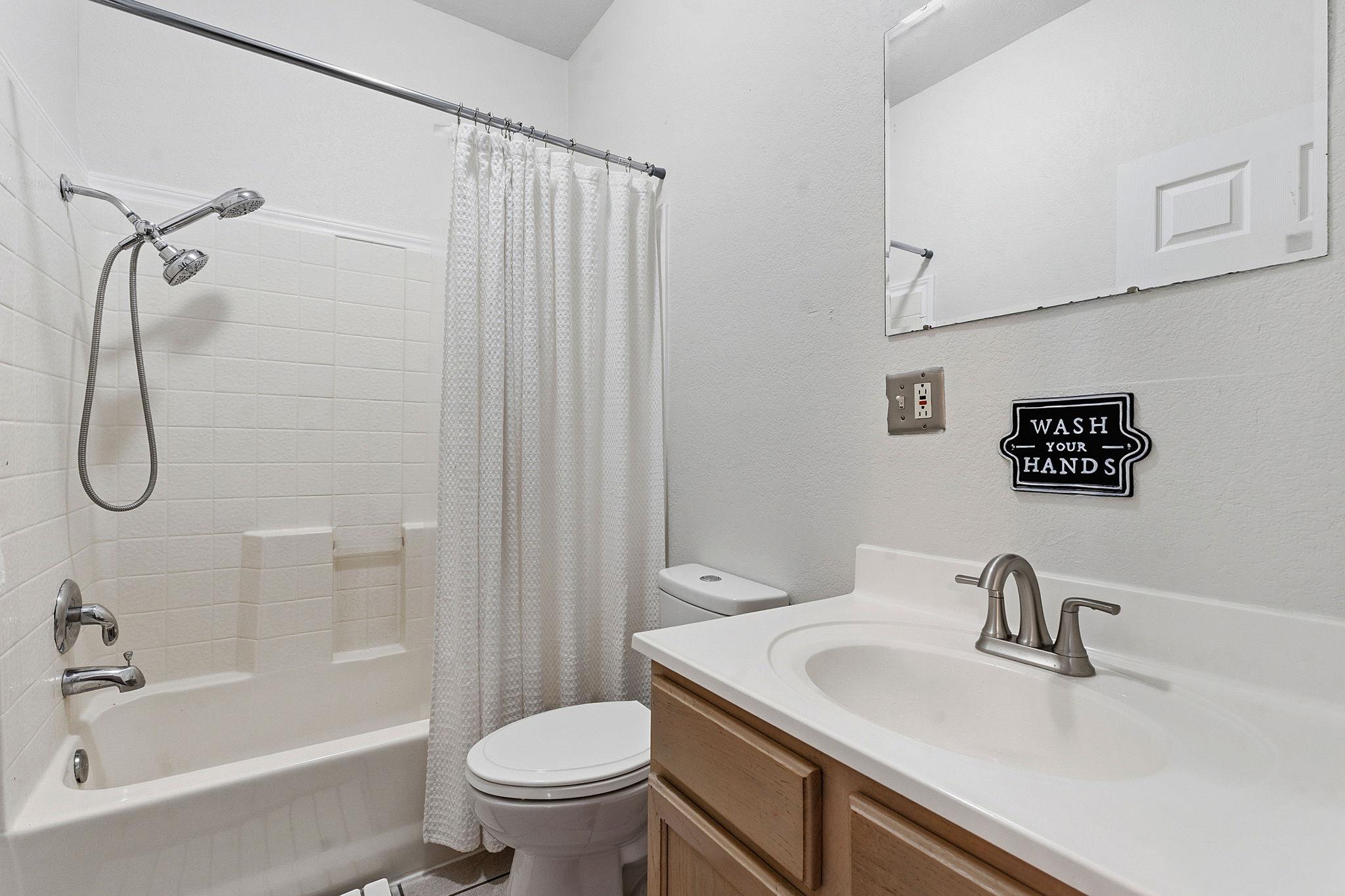 1350 County Road 256, Liberty Hill, TX 78642