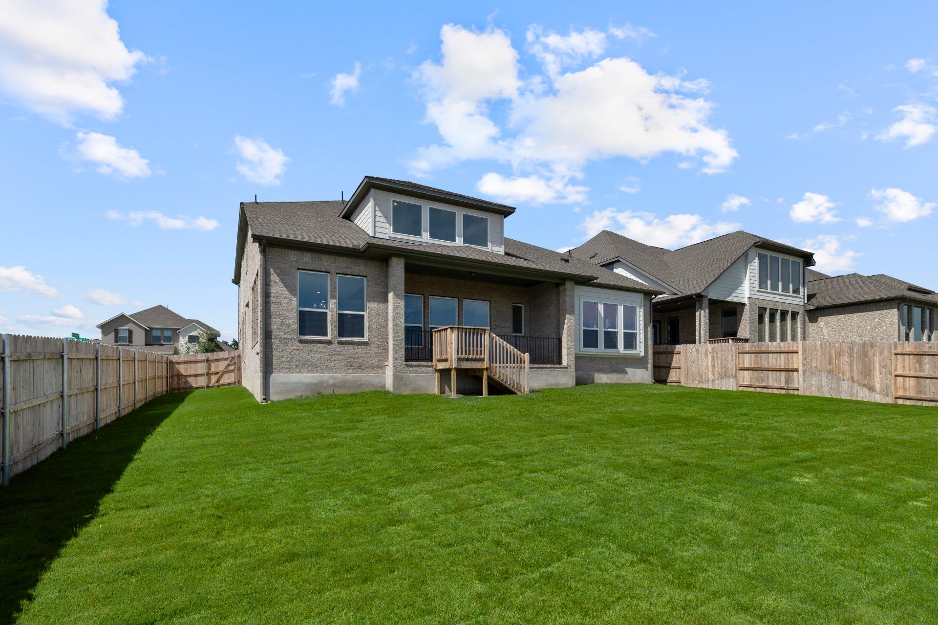 204 Smoke Signal Ct, Liberty Hill, TX 78642