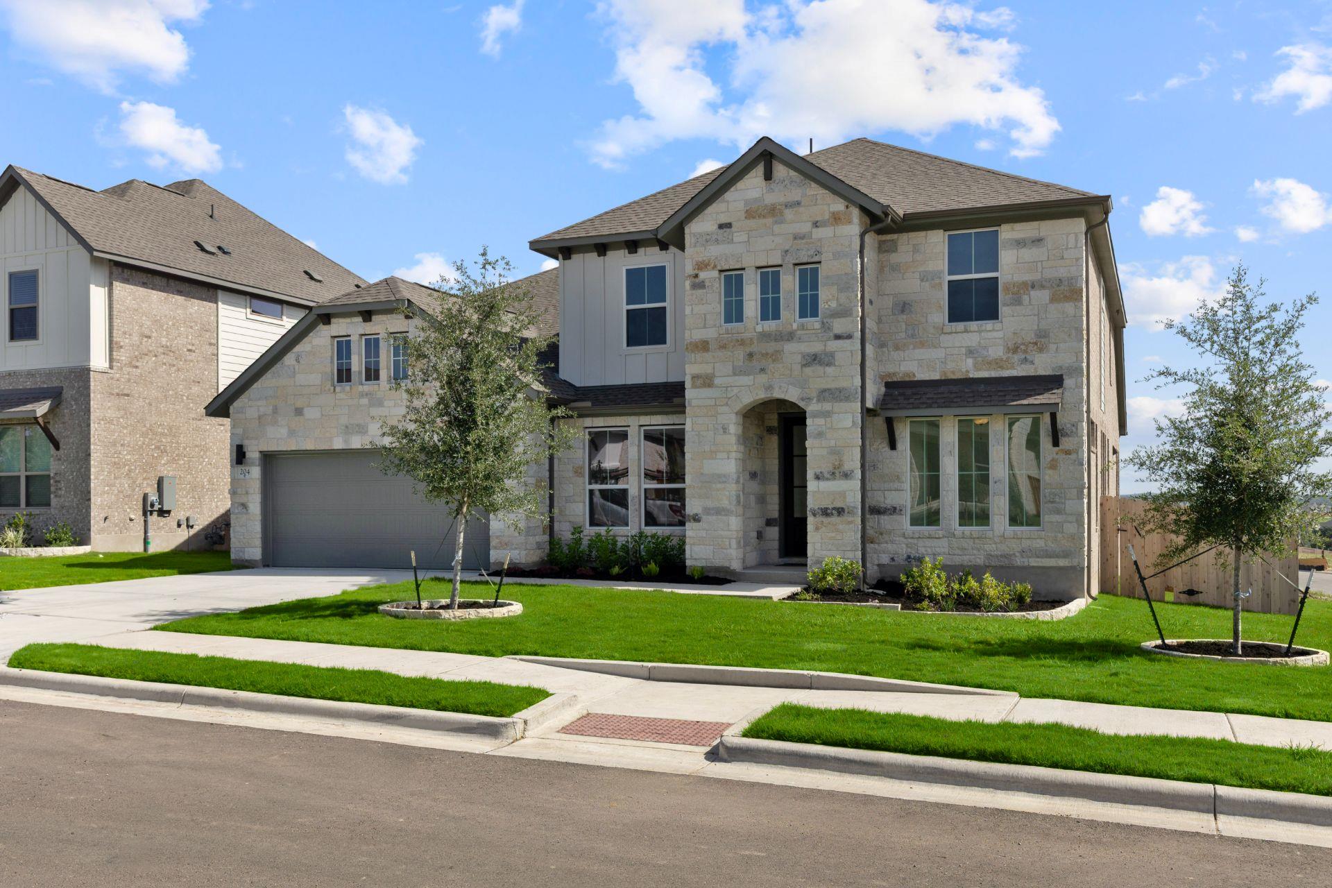 204 Smoke Signal Ct, Liberty Hill, TX 78642