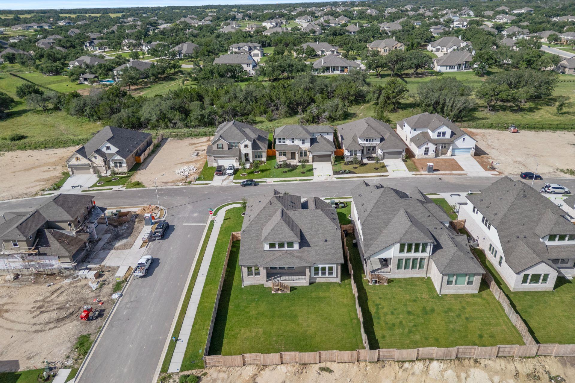 204 Smoke Signal Ct, Liberty Hill, TX 78642