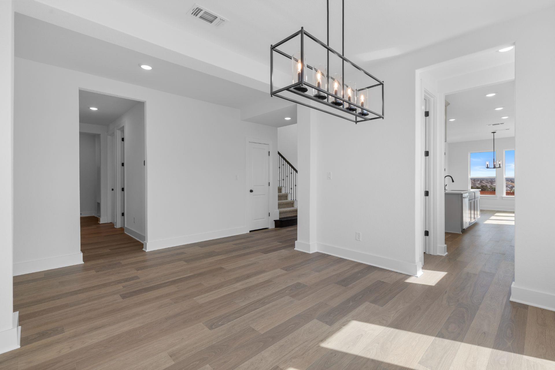 204 Smoke Signal Ct, Liberty Hill, TX 78642