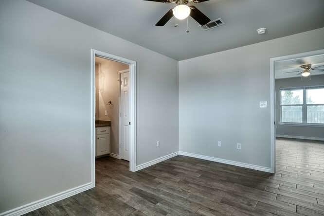 Bertram, TX 78605
