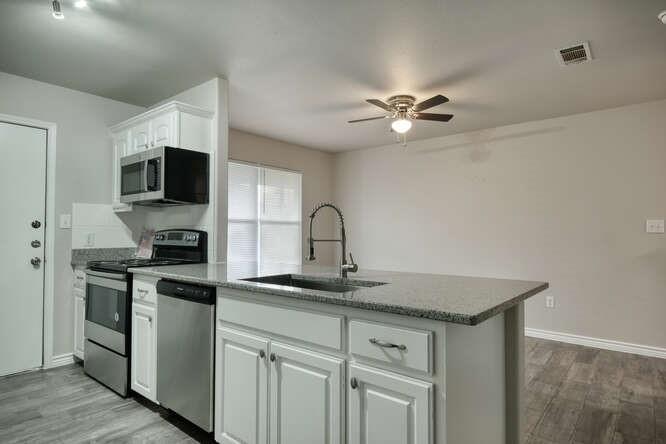 Bertram, TX 78605