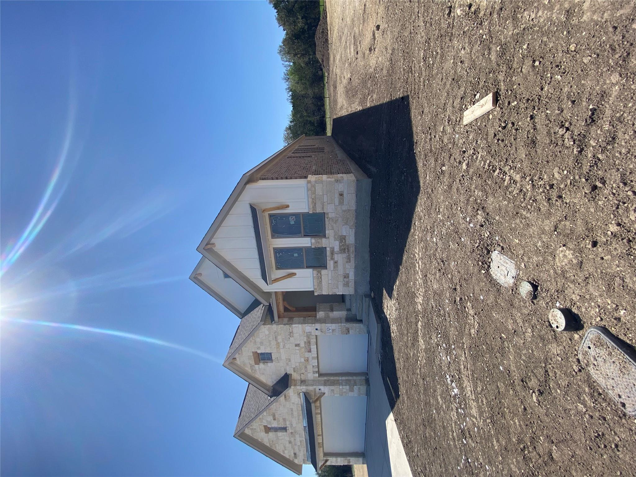 121 Smoke Signal Ct, Liberty Hill, TX 78642