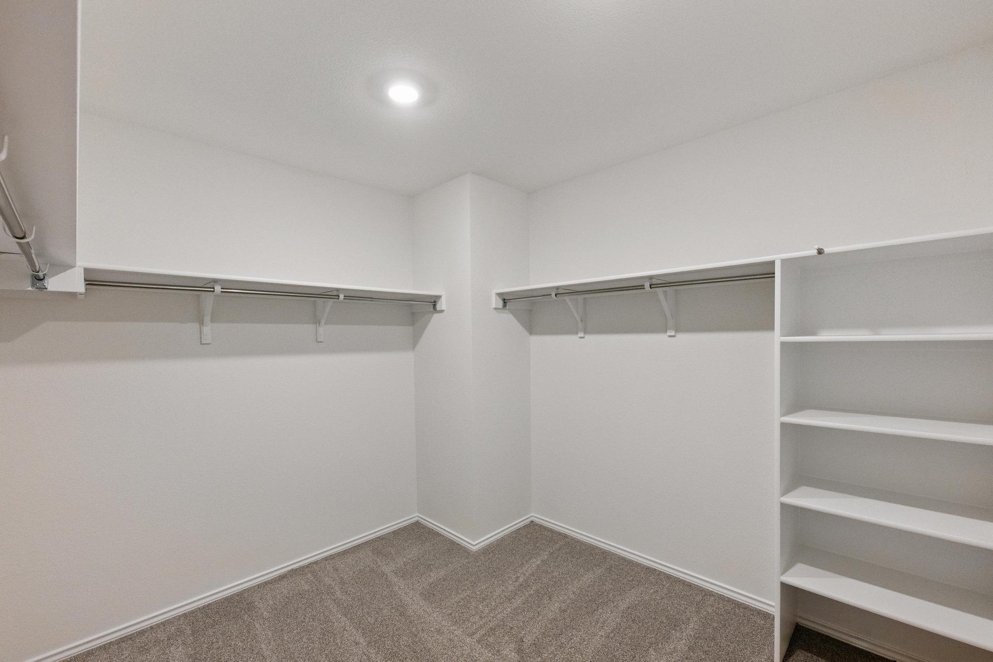 1705 Garlock Dr, Leander, TX 78641
