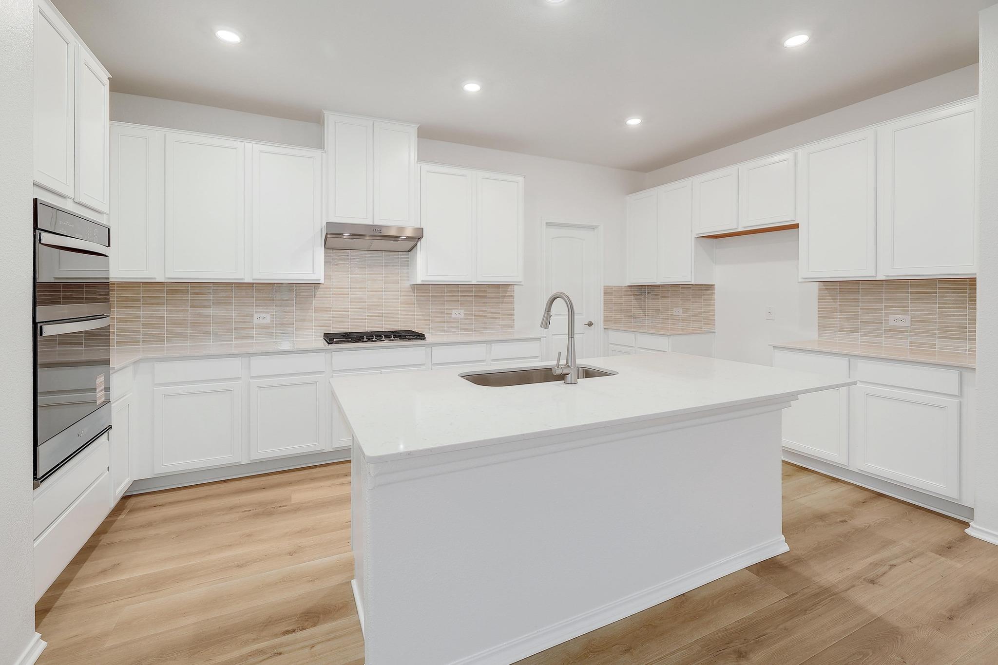 1540 Garlock Dr, Leander, TX 78641