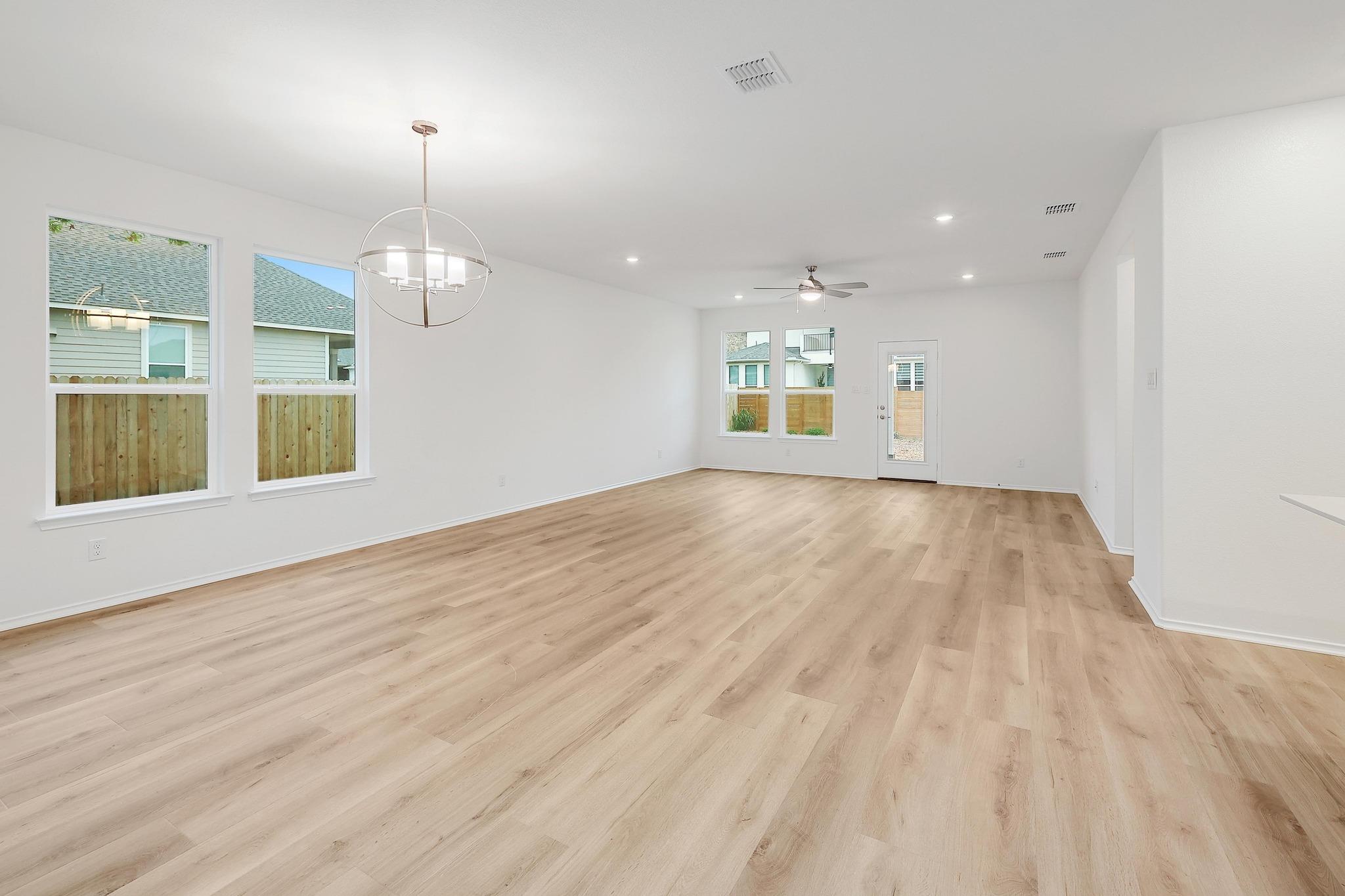 1540 Garlock Dr, Leander, TX 78641
