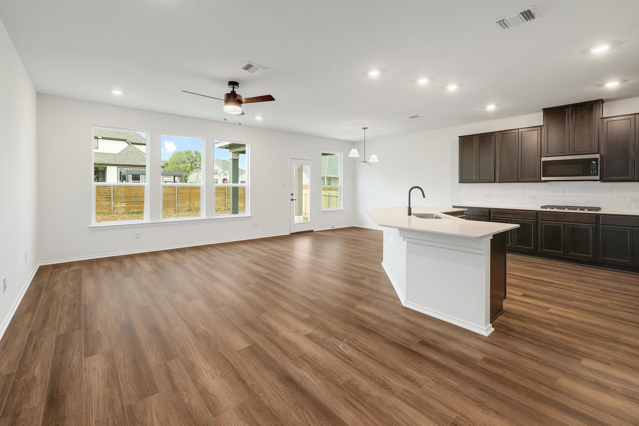 1536 Garlock Dr, Leander, TX 78641