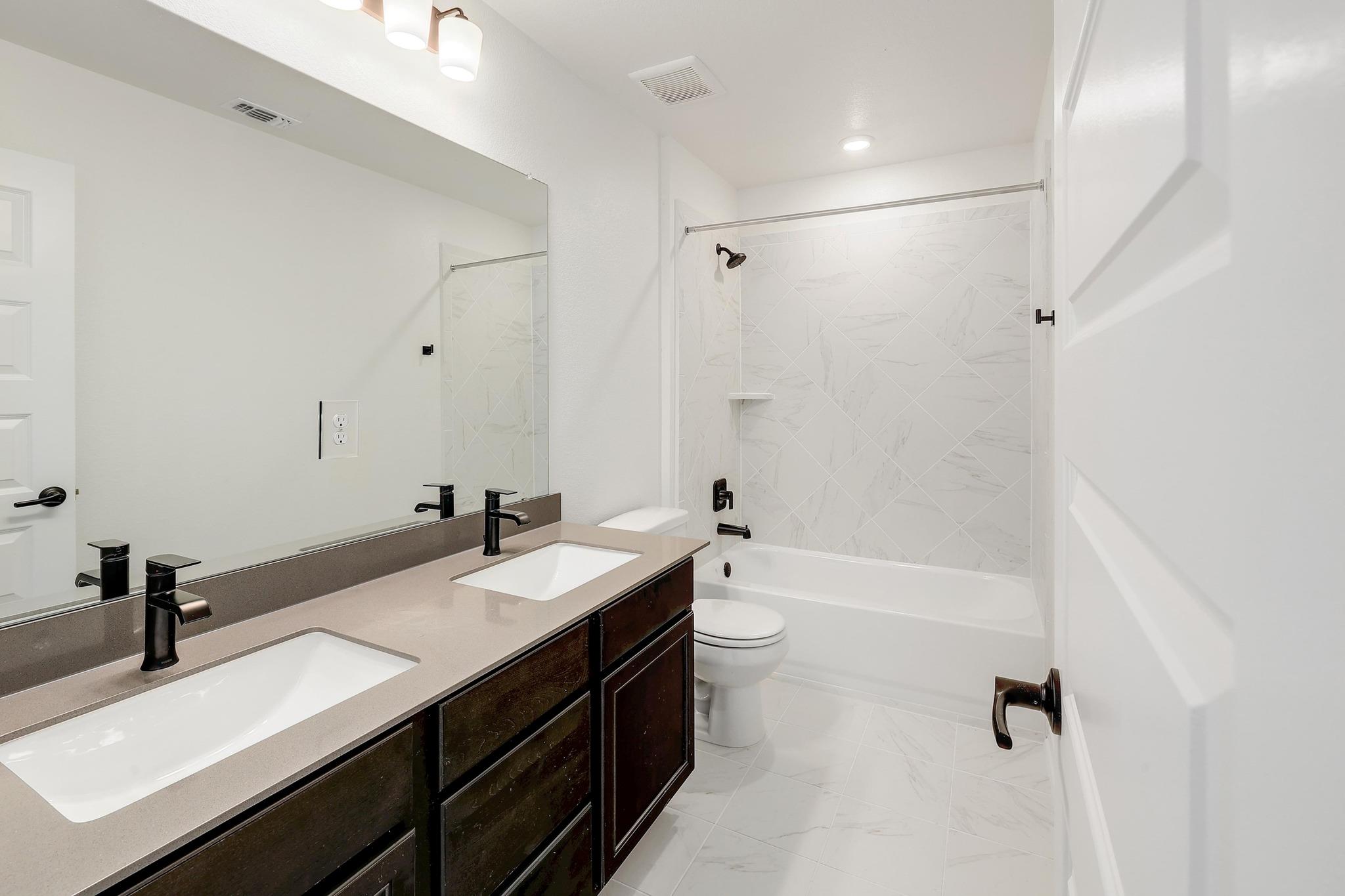 1536 Garlock Dr, Leander, TX 78641