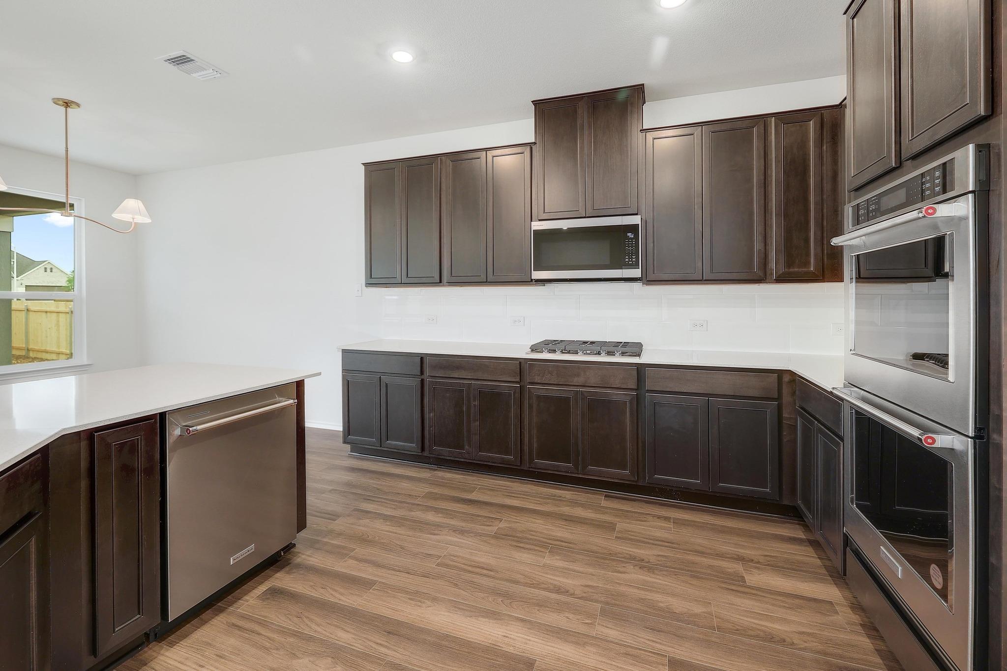 1536 Garlock Dr, Leander, TX 78641