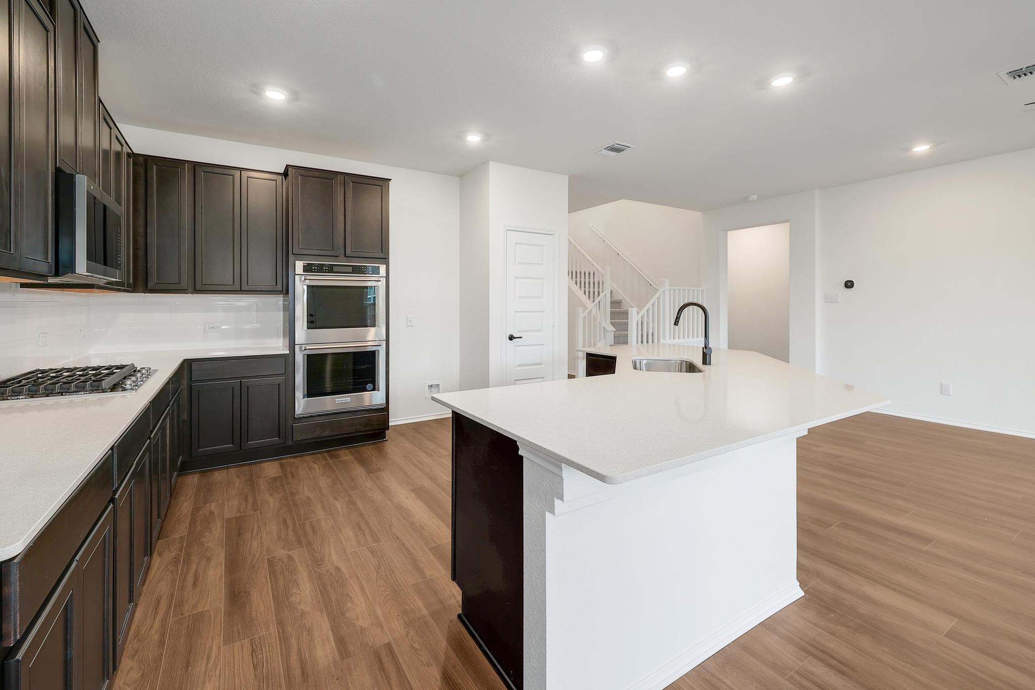 1536 Garlock Dr, Leander, TX 78641