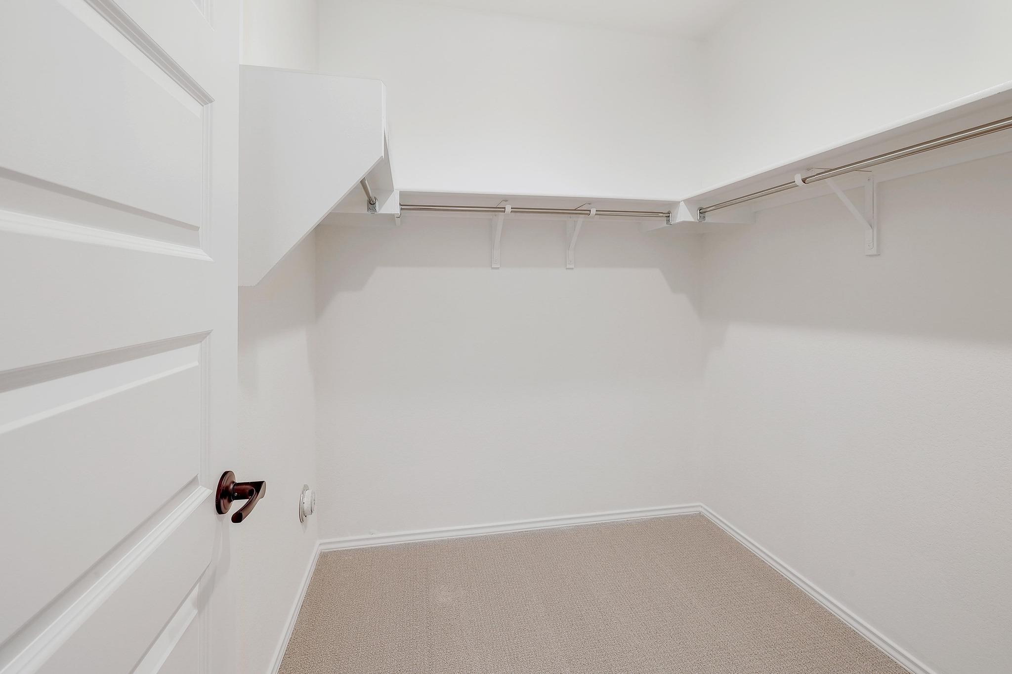 1536 Garlock Dr, Leander, TX 78641