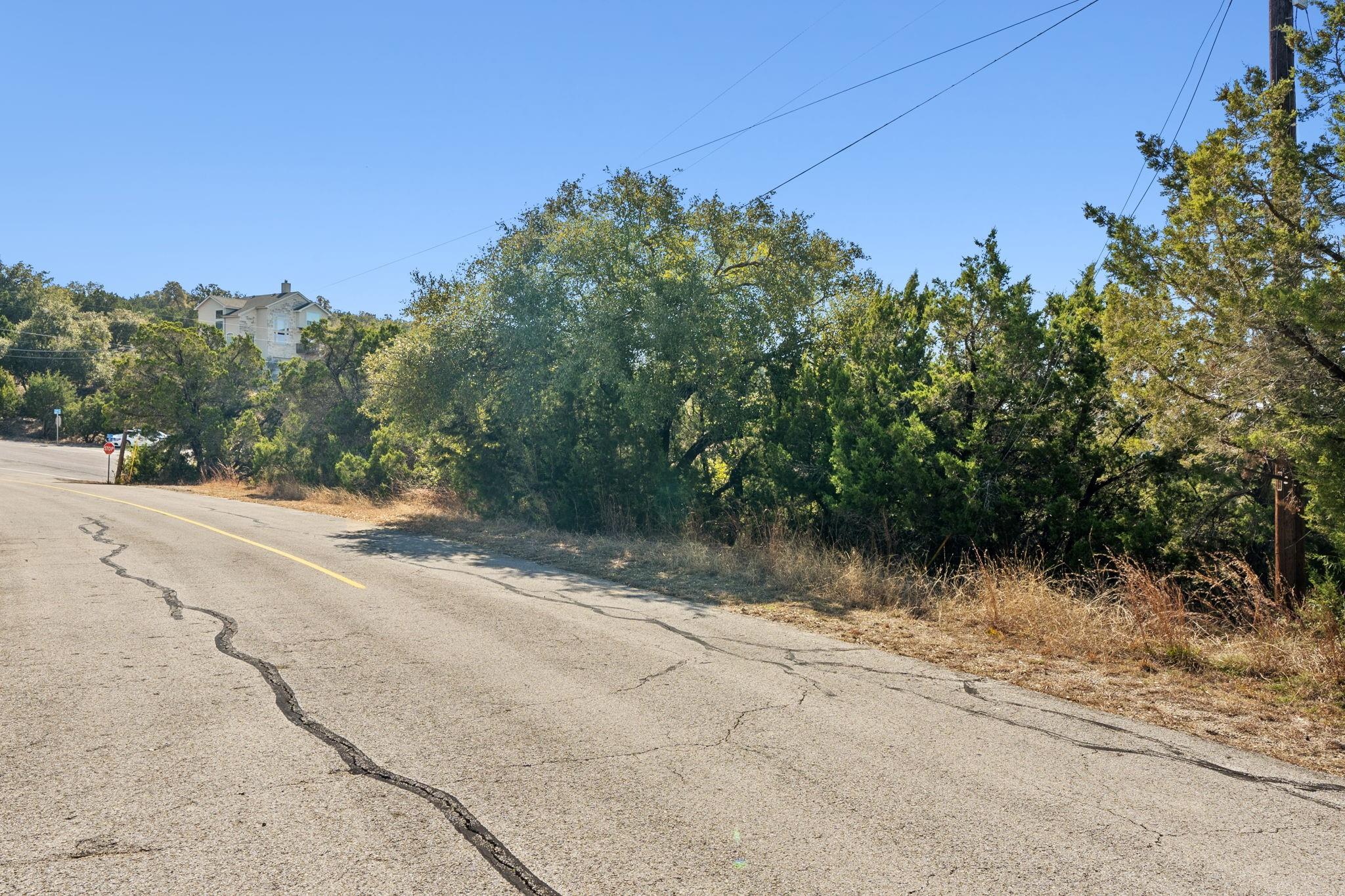 21902 Moffat Dr, Spicewood, TX 78669