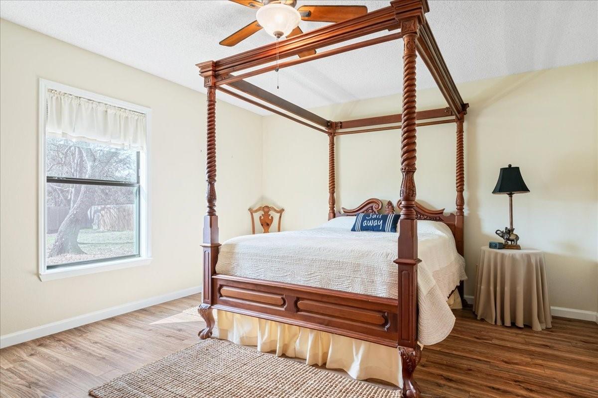 20 Saddle Rock Rdg, Wimberley, TX 78676