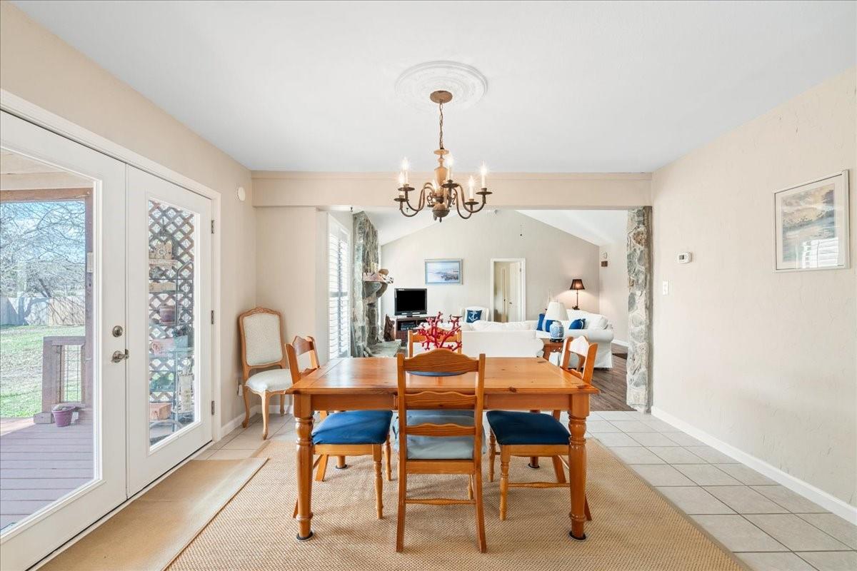 20 Saddle Rock Rdg, Wimberley, TX 78676