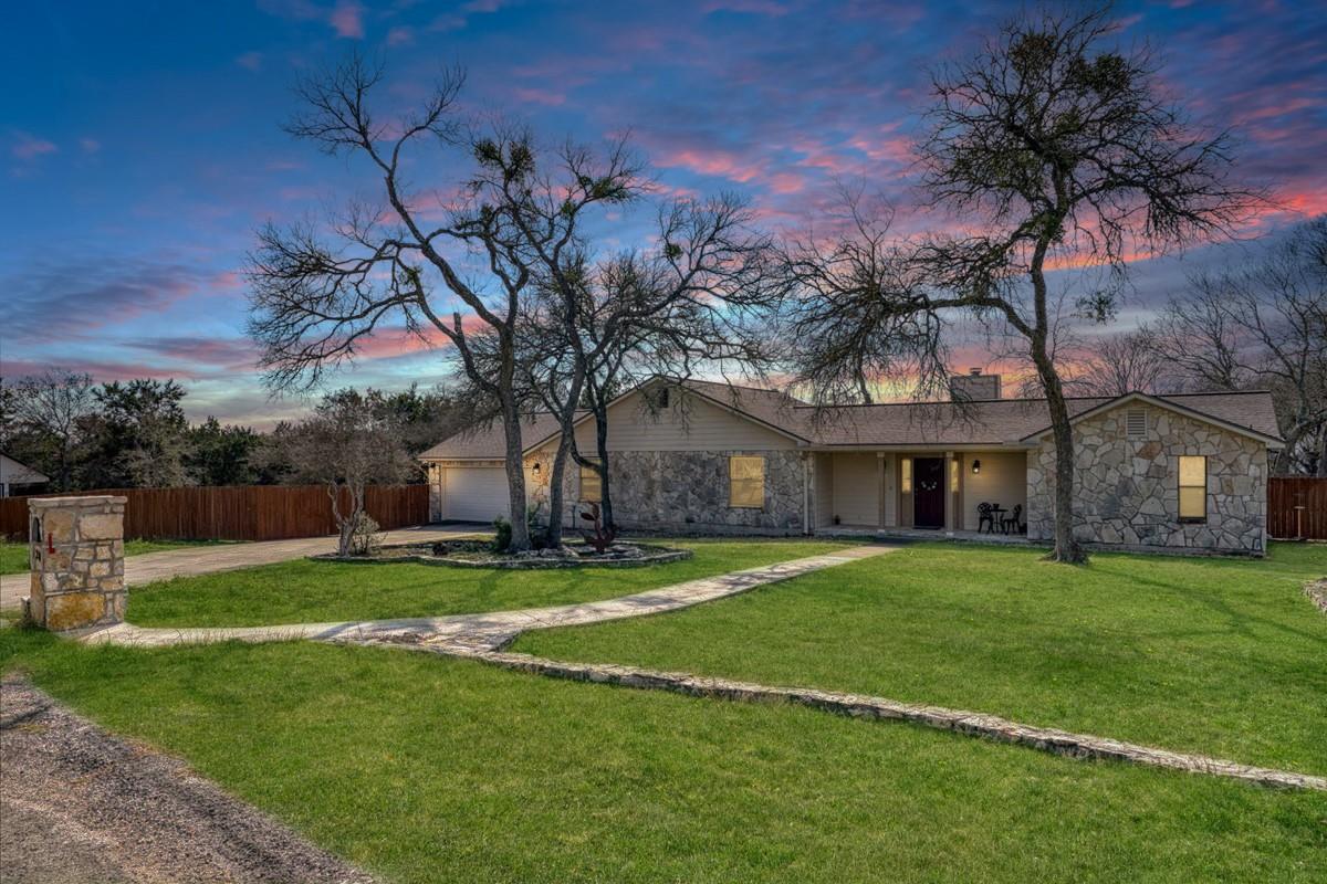 20 Saddle Rock Rdg, Wimberley, TX 78676