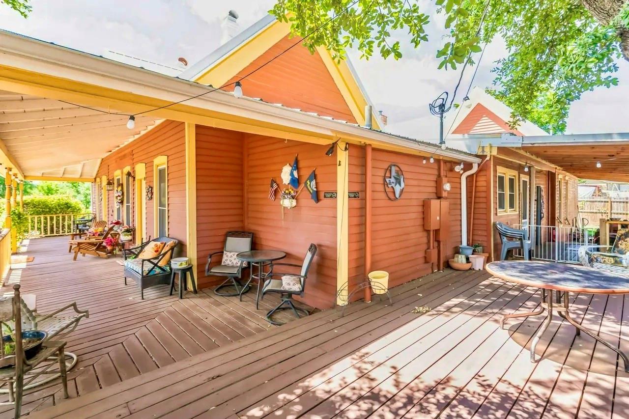 1307 WRIGHT St, Llano, TX 78643