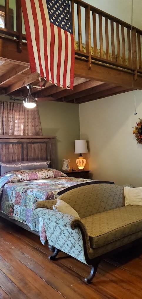 1307 WRIGHT St, Llano, TX 78643