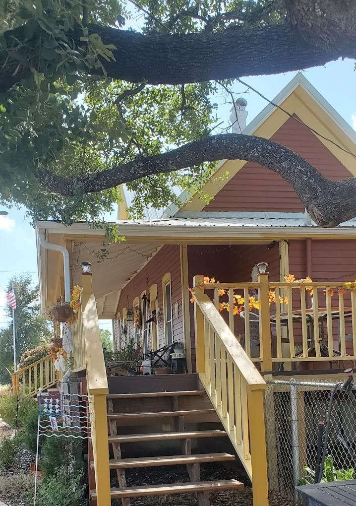 1307 WRIGHT St, Llano, TX 78643