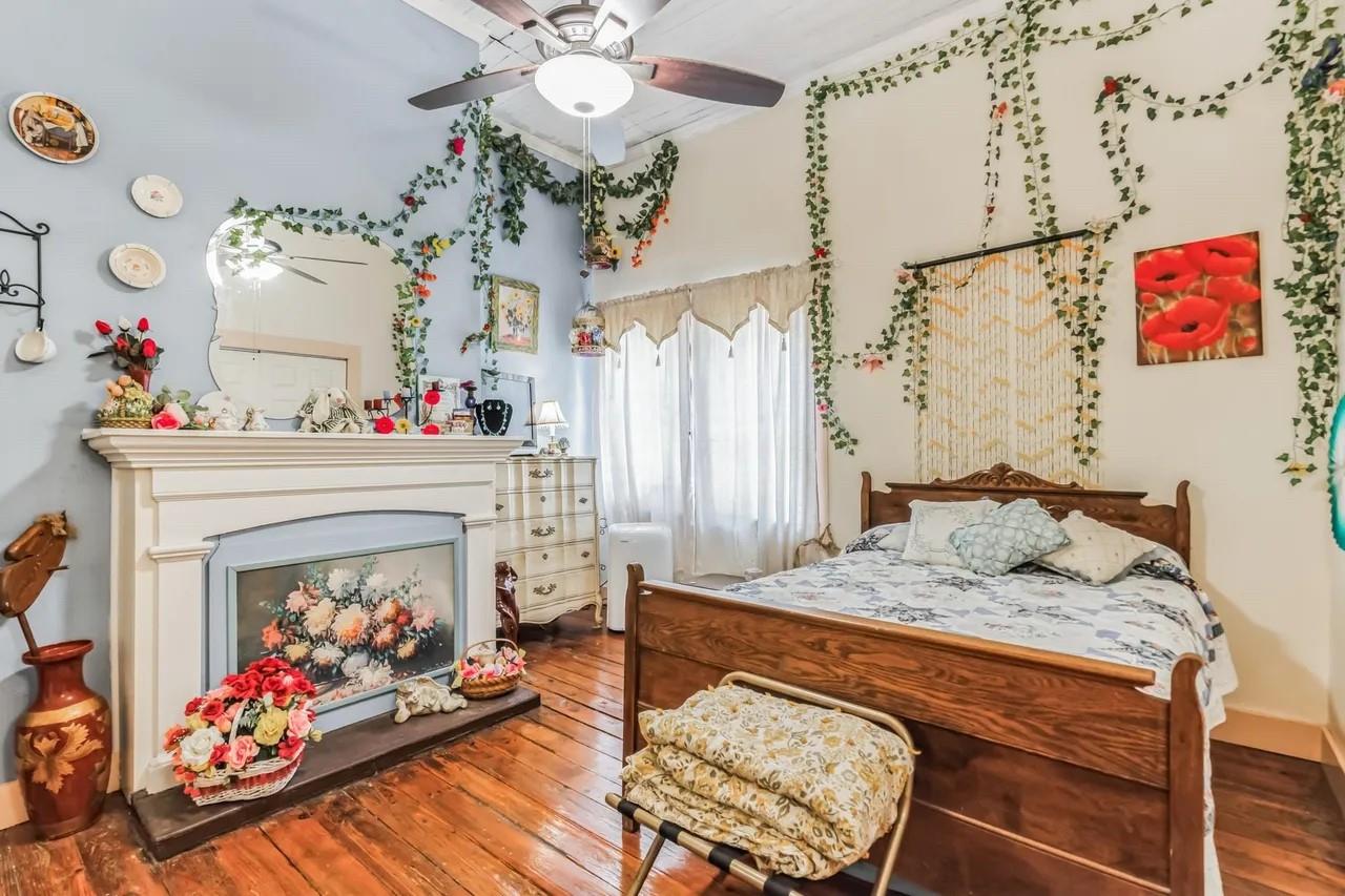 1307 WRIGHT St, Llano, TX 78643