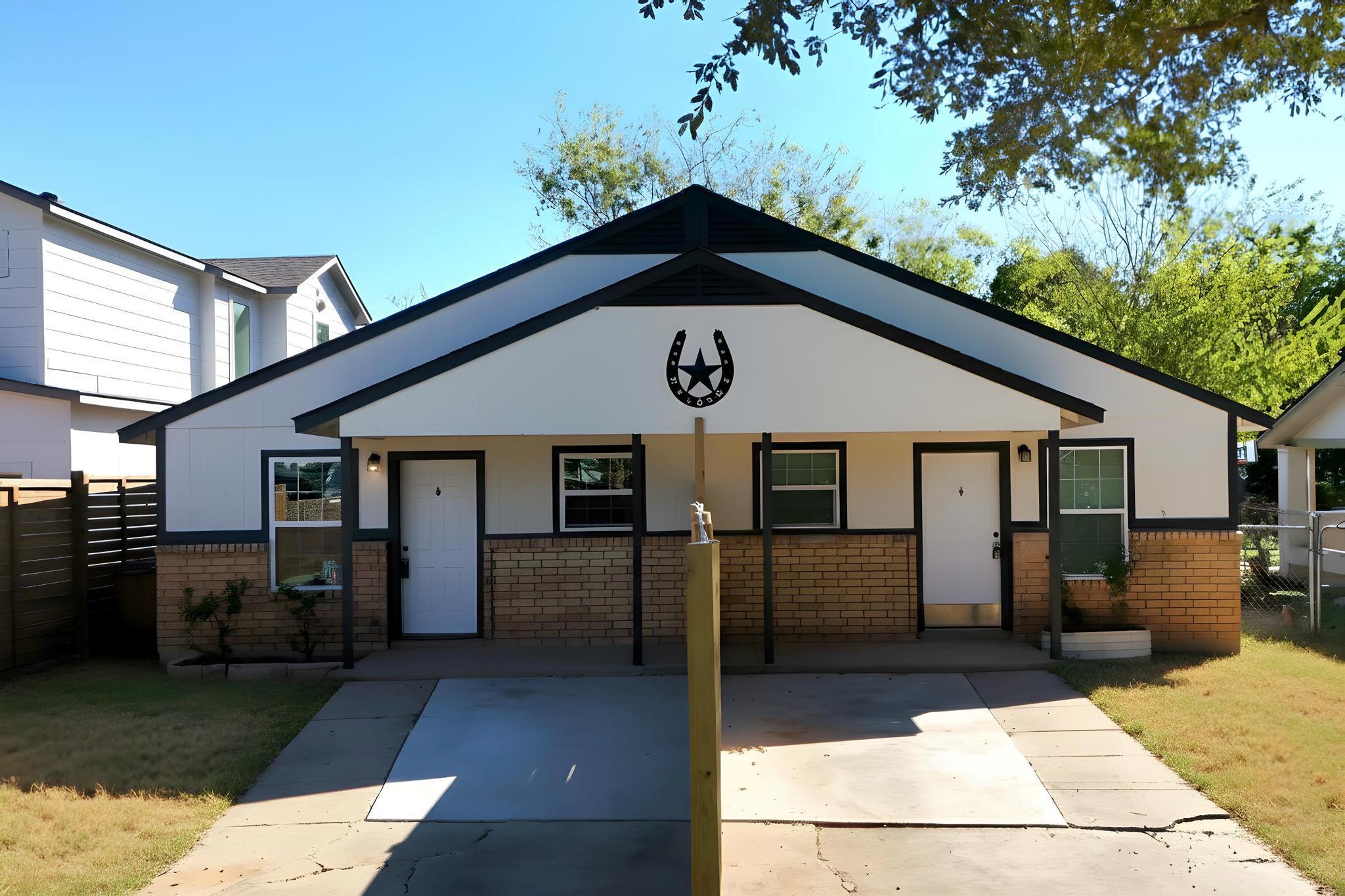 1115 Brookswood Ave # B, Austin, TX 78721