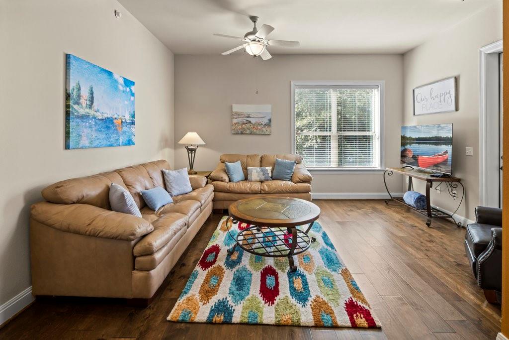 1001 The Cape Rd # 16, Horseshoe Bay, TX 78657