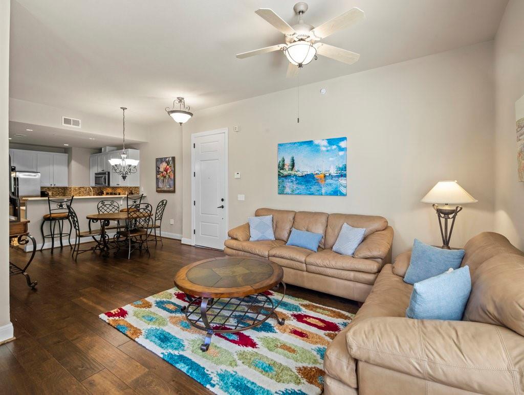 1001 The Cape Rd # 16, Horseshoe Bay, TX 78657