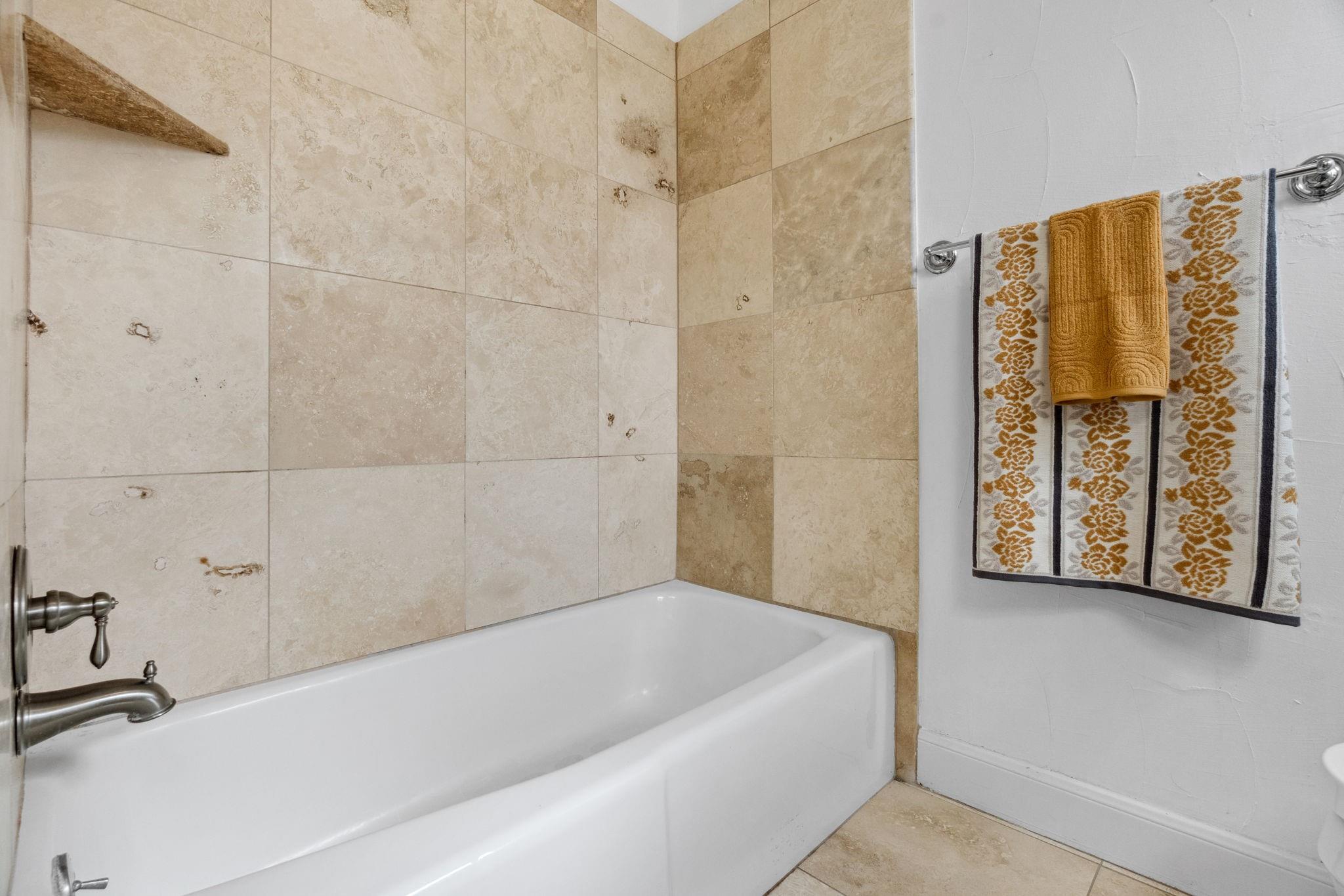 2108 Glendale Pl, Austin, TX 78704