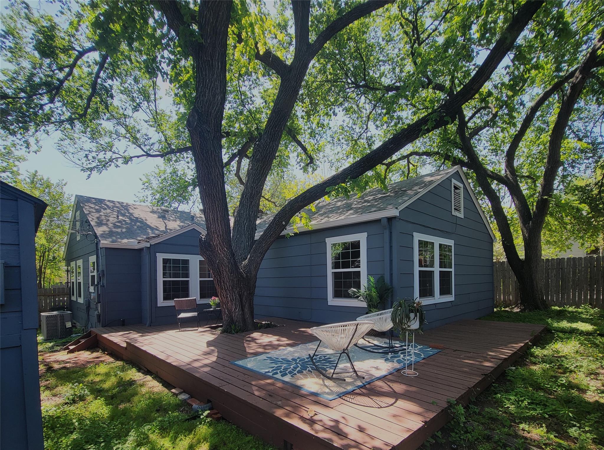 2108 Glendale Pl, Austin, TX 78704