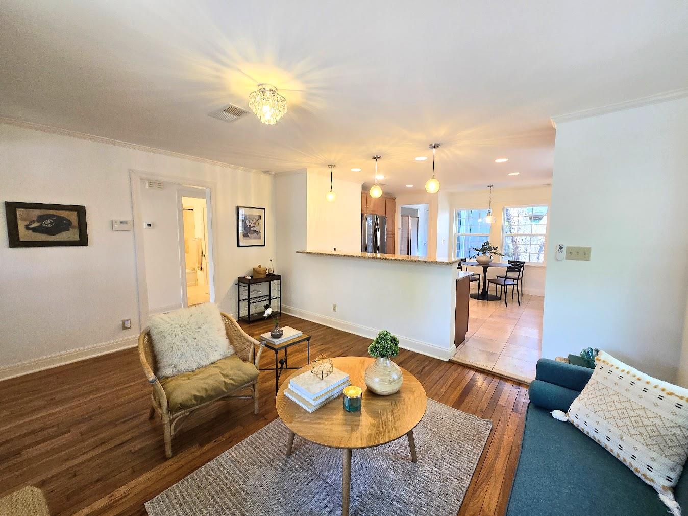 2108 Glendale Pl, Austin, TX 78704