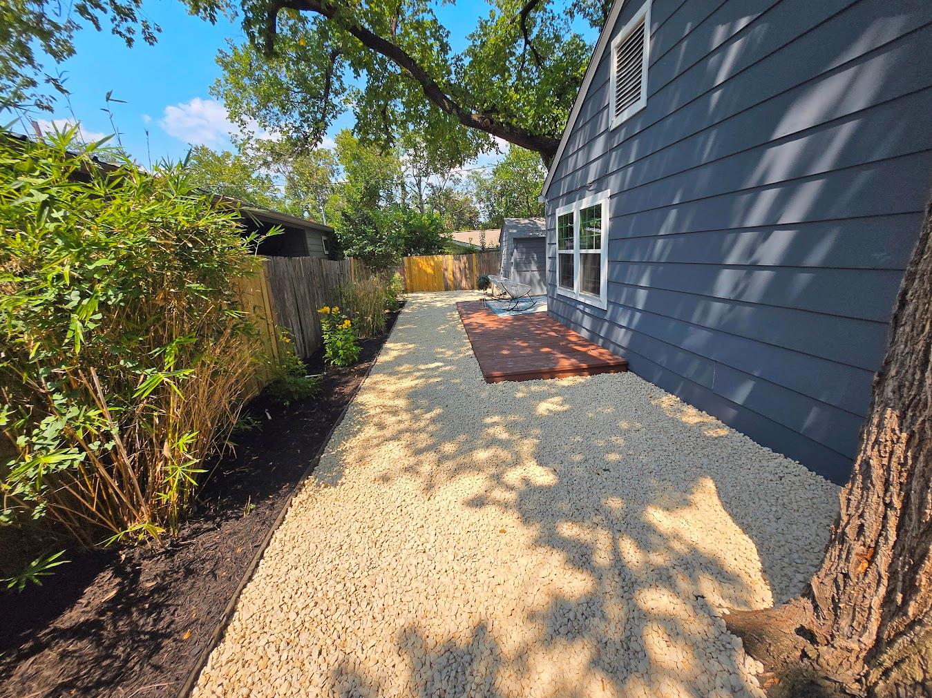 2108 Glendale Pl, Austin, TX 78704