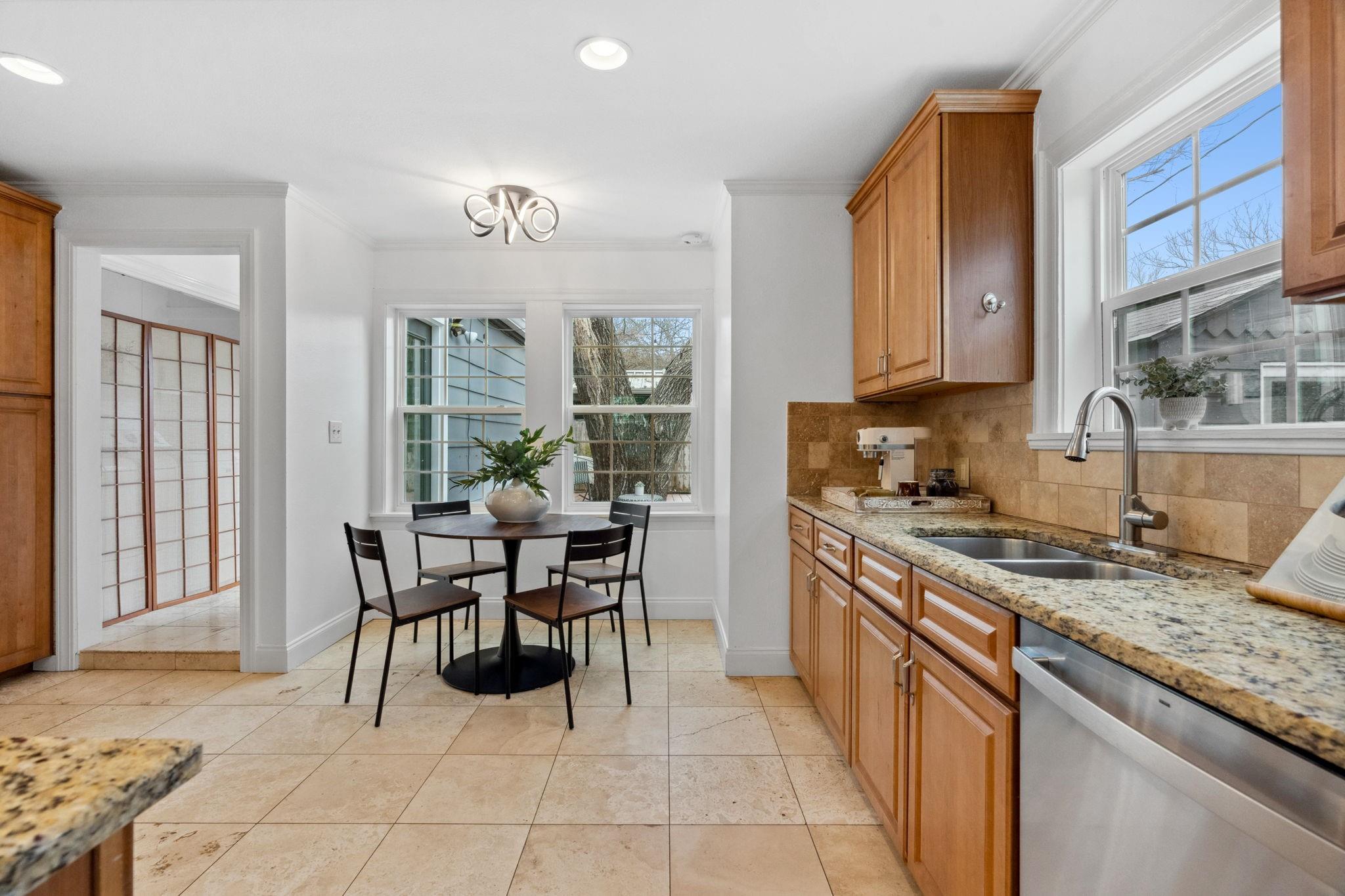 2108 Glendale Pl, Austin, TX 78704