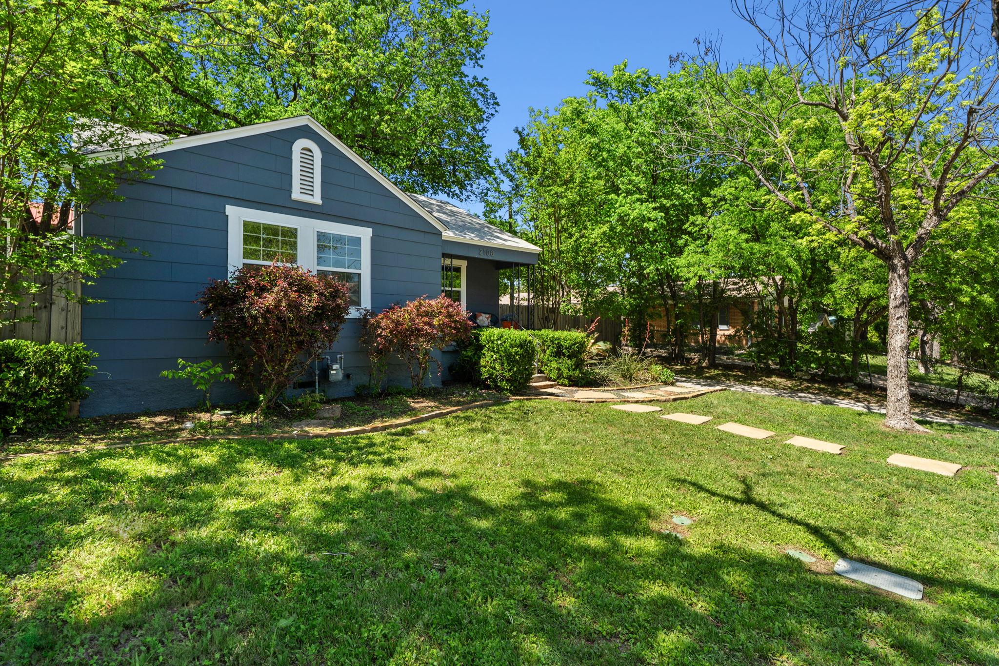 2108 Glendale Pl, Austin, TX 78704