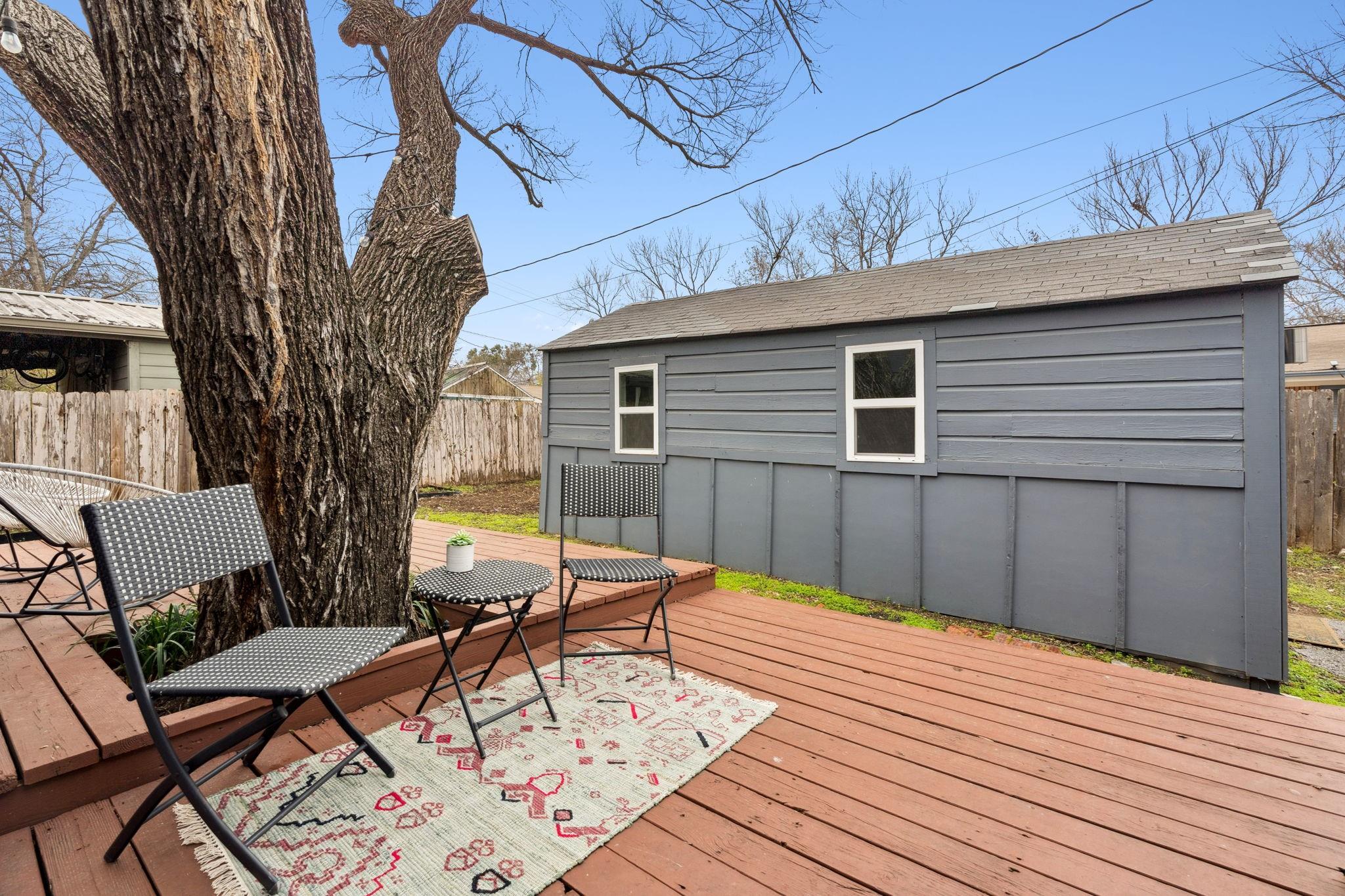 2108 Glendale Pl, Austin, TX 78704